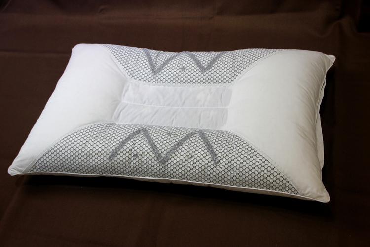 莱棉品牌2013最新产品"羽丝绒枕" 厂家直销图片大全,广州莱棉酒店用品